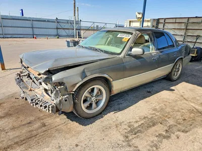 2004 MERCURY GRAND MARQUIS GS, фото 1, лот 10978381