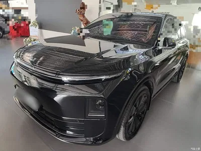 2025 Li Auto L6 Pro Smart Renewal Edition, фото 2, лот 10671321