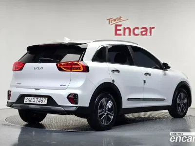 2022 Kia Niro 1.6 HEV, фото 2, лот 11133461