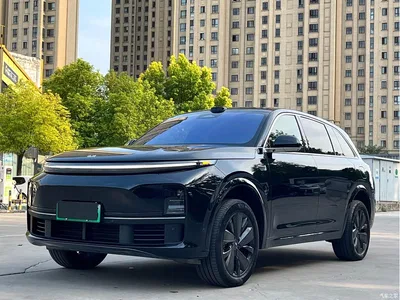 2025 Li Auto L7 Max Smart Renewal Edition, фото 1, лот 10446189