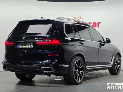 2021 BMW X7 xDrive 40i M Sport 6STR, фото 2, лот 10114770