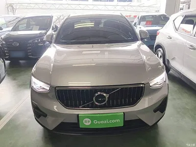 2024 Volvo XC40 B3 Smart Elite Luxury Edition, фото 3, лот 11012614