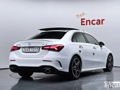 2021 Mercedes-Benz A-Class AMG A35 4MATIC Sedan, фото 2, лот 10162371