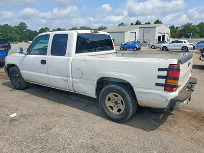 2001 CHEVROLET SILVERADO C1500, фото 2, лот 10978212
