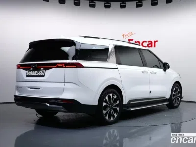 2022 Kia Canival Diesel 9-Seater Signature, фото 2, лот 10689653