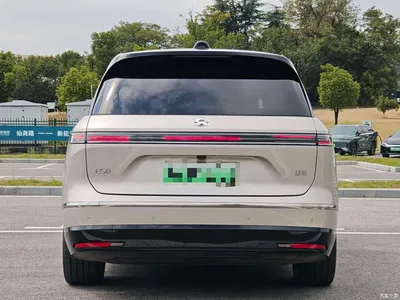2025 NIO ES8 Model 6-Seat Executive Luxury Edition, фото 4, лот 10451779