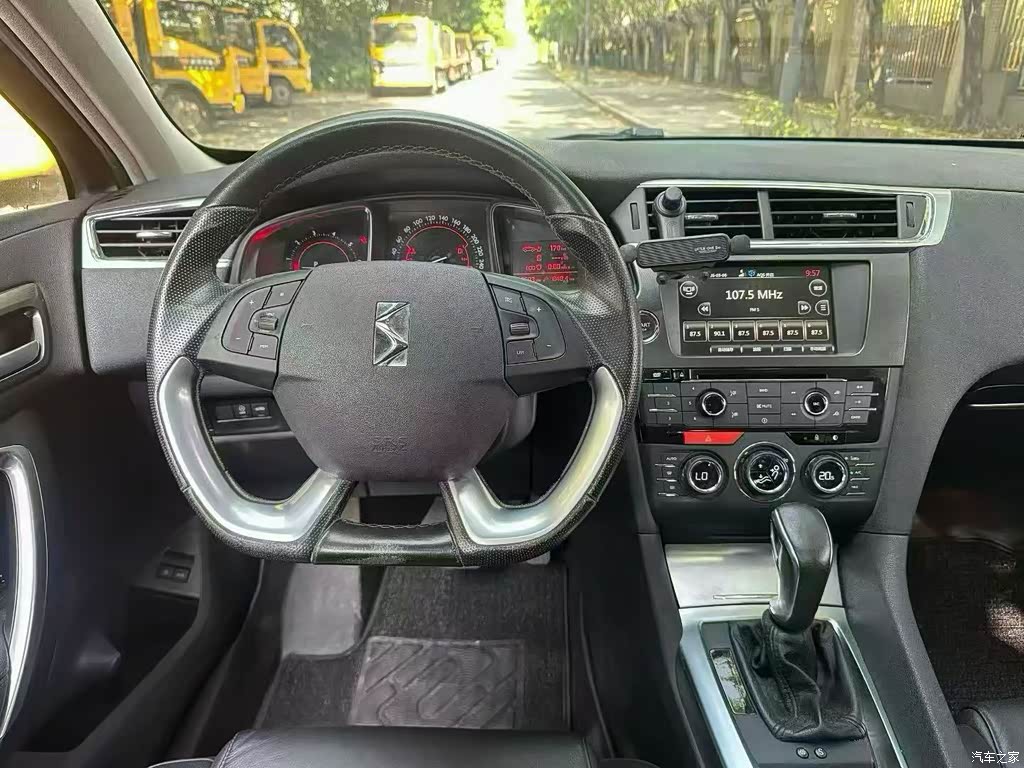 2016 DS 6 1.6T Luxury THP160, фото 4, лот 11187291