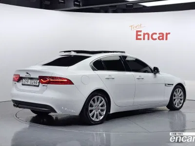 2016 Jaguar XE 20d Prestige, фото 2, лот 10117488