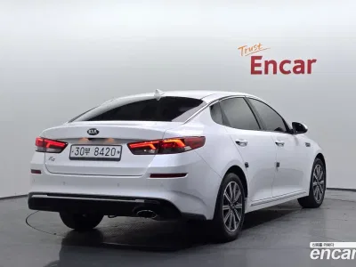 2020 Kia K5 2.0, фото 1, лот 10056879