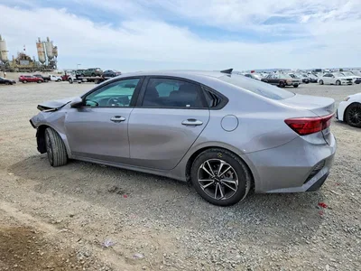 2023 KIA FORTE LXS, фото 2, лот 10782689