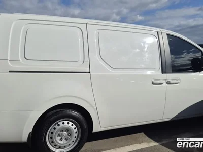 2022 Hyundai Staria Cargo 3-Seater, фото 3, лот 10393683