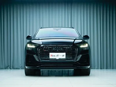 2022 Audi RS Q8 4.0T, фото 2, лот 10236180
