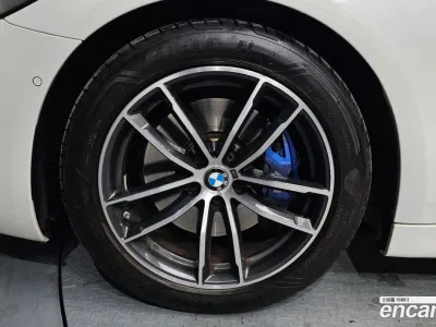 2023 BMW 5-Series 520i M Sport, фото 4, лот 10074622