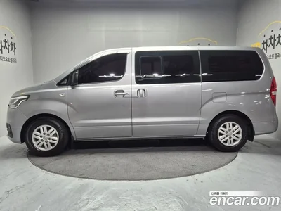2020 Hyundai Starex Van 5-Seater, фото 2, лот 11534689