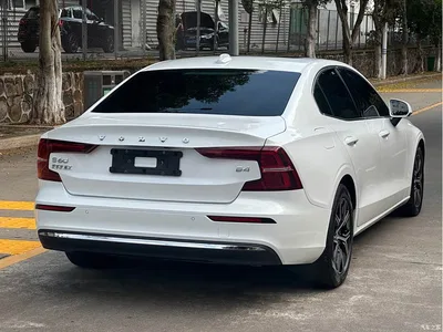 2023 Volvo S60 B4 Smart Comfort Luxury Edition, фото 4, лот 11248733