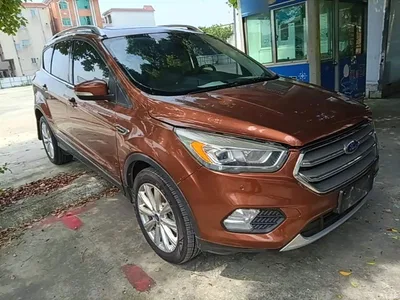 2017 Ford Kuga EcoBoost 180 AWD Luxury, фото 4, лот 10387860