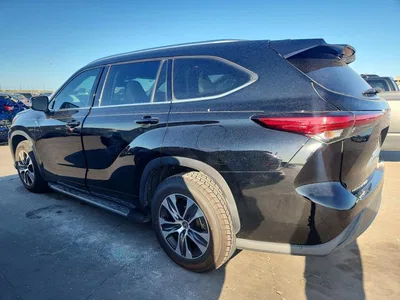 2021 TOYOTA HIGHLANDER XLE, фото 2, лот 10548935