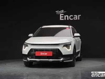 2025 Kia Niro Signature, фото 2, лот 10080405