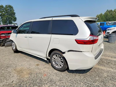 2015 TOYOTA SIENNA XLE 8-PASSENGER, фото 2, лот 10538698