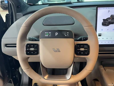 2025 Li Auto i6 2WD Base Model, фото 3, лот 11199058