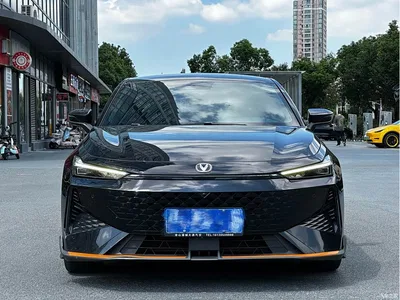 2024 Changan UNI-V 1.5T Deluxe Sport, фото 2, лот 10251088