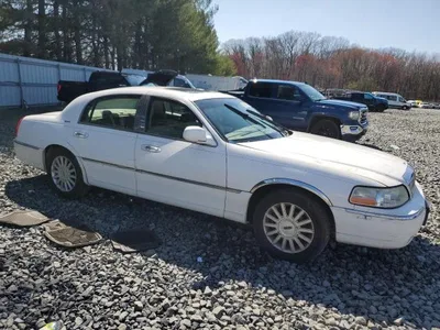 2003 LINCOLN TOWN CAR SIGNATURE, фото 4, лот 10970302