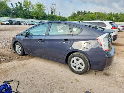 2011 TOYOTA PRIUS TWO, фото 2, лот 10509882