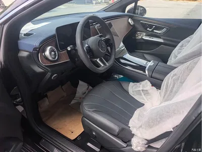 2025 Mercedes-Benz EQE 500 4MATIC Pioneer, фото 3, лот 10257093