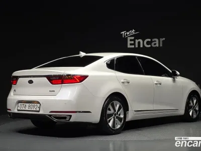 2017 Kia K7 Prestige, фото 2, лот 10205404
