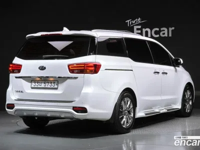 2019 Kia Canival 9-Seater Noblesse Special, фото 2, лот 10403424