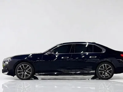 2023 BMW 7 Series Model 735Li M Sport Package, фото 3, лот 10458387