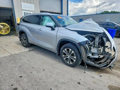 2022 TOYOTA HIGHLANDER XLE, фото 4, лот 10544920