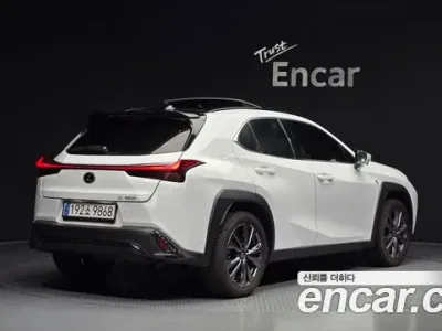 2024 Lexus UX 250h 2.0 F-Sport 2WD, фото 2, лот 10032965