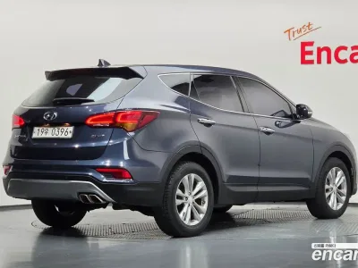 2017 Hyundai Santafe Diesel 2.0 2WD, фото 2, лот 11388521
