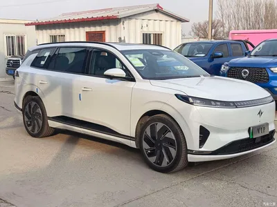 2025 Dongfeng Yipai eπ008 210Max Extended Range 5-Seater, фото 4, лот 11159168