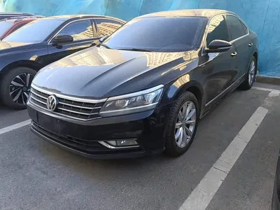2017 Volkswagen Passat 330TSI DSG Luxury, фото 1, лот 10396698
