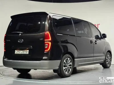 2019 Hyundai Starex Urban 9-Seater, фото 2, лот 10218814