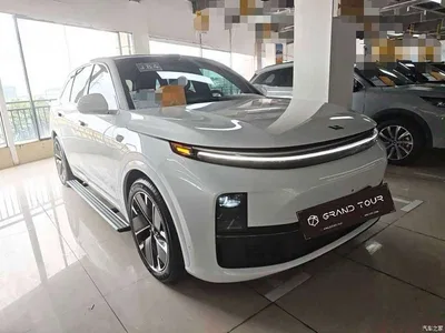 2025 Li Auto L7 Ultra Smart Renewal Edition, фото 2, лот 10445285