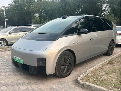 2024 Li Auto MEGA Ultra, фото 1, лот 11002716