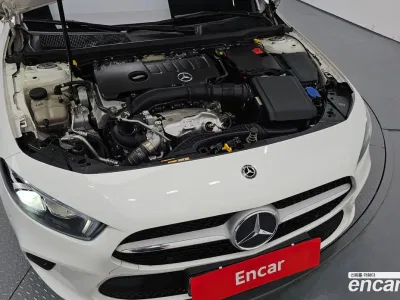 2020 Mercedes-Benz A-Class A220 Sedan, фото 4, лот 10040151