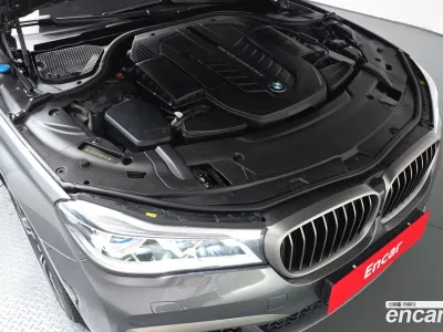 2017 BMW 7-Series M760Li xDrive, фото 4, лот 10054141