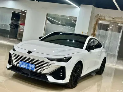 2023 Changan UNI-V 1.5T Luxury Edition, фото 1, лот 10249694