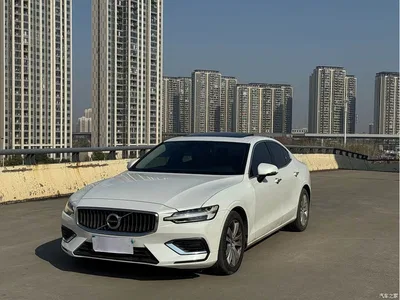 2020 Volvo S60 T3 Smart Luxury Edition, фото 1, лот 10306816