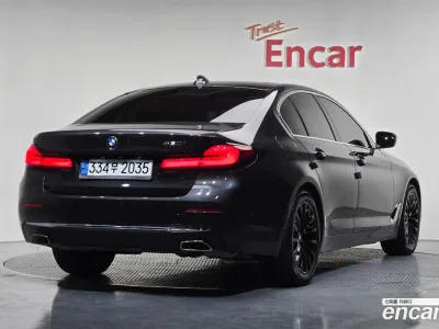 2021 BMW 5-Series 530i Luxury, фото 1, лот 10056094