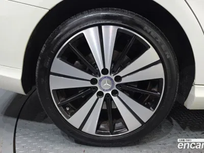 2017 Mercedes-Benz CLA-Class CLA250 4MATIC, фото 4, лот 10040827