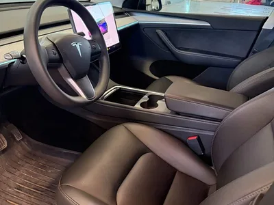 2024 Tesla Model Y Rear-Wheel Drive Version, фото 2, лот 10767714