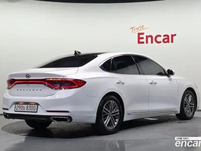 2018 Hyundai Grandeur 2.4 Premium, фото 2, лот 10634064
