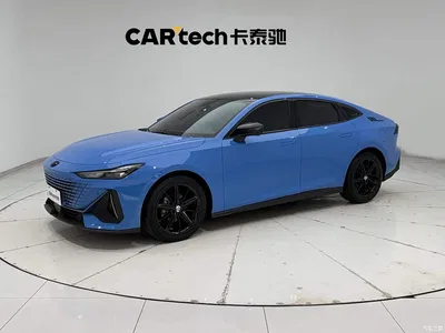 2022 Changan UNI-V 1.5T Premium Model, фото 1, лот 10249021