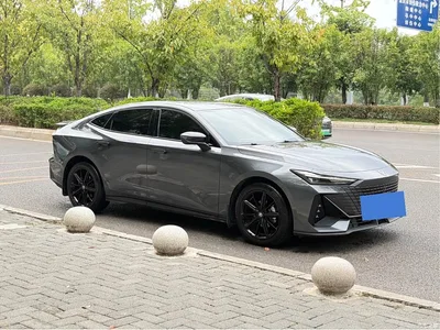 2023 Changan UNI-V 1.5T Premium Edition, фото 1, лот 10401897