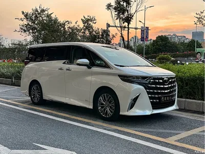 2025 Toyota Alphard Hybrid 2.5L Ultimate Gold Edition, фото 3, лот 10287545